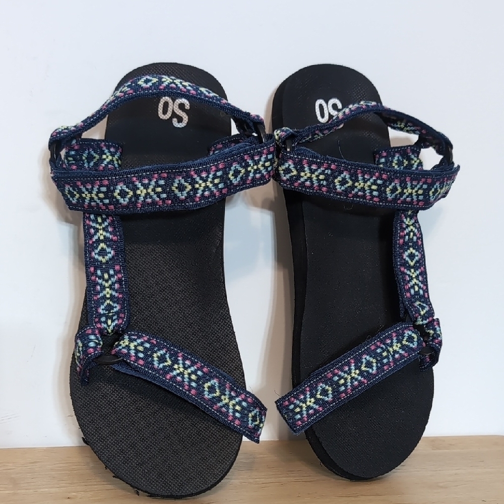 Sonoma Strappy Sandals Shoes